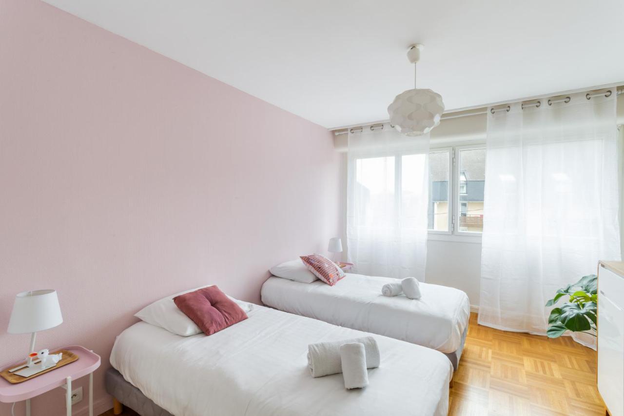 Rosa, Confortable 2 Chambres Avec Parking Dans Le Centre Ρεν Εξωτερικό φωτογραφία